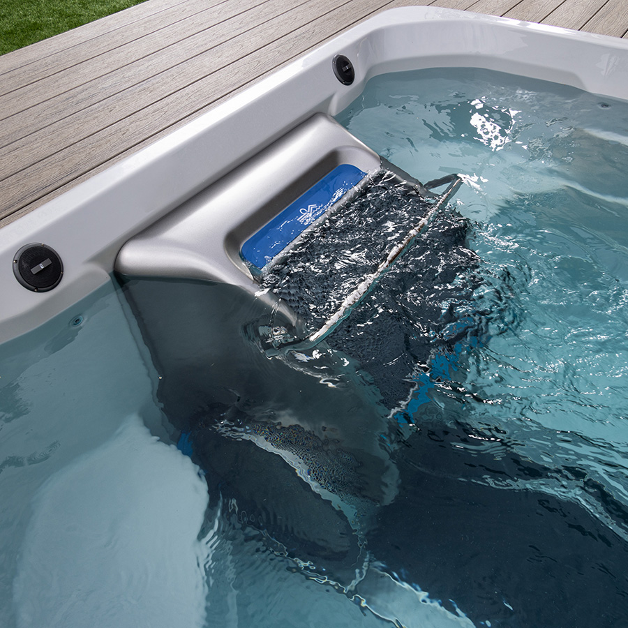 Endless Pools E2000 Swim Spa Close Up of Swim Machine