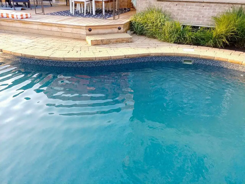 Pool with liner 7