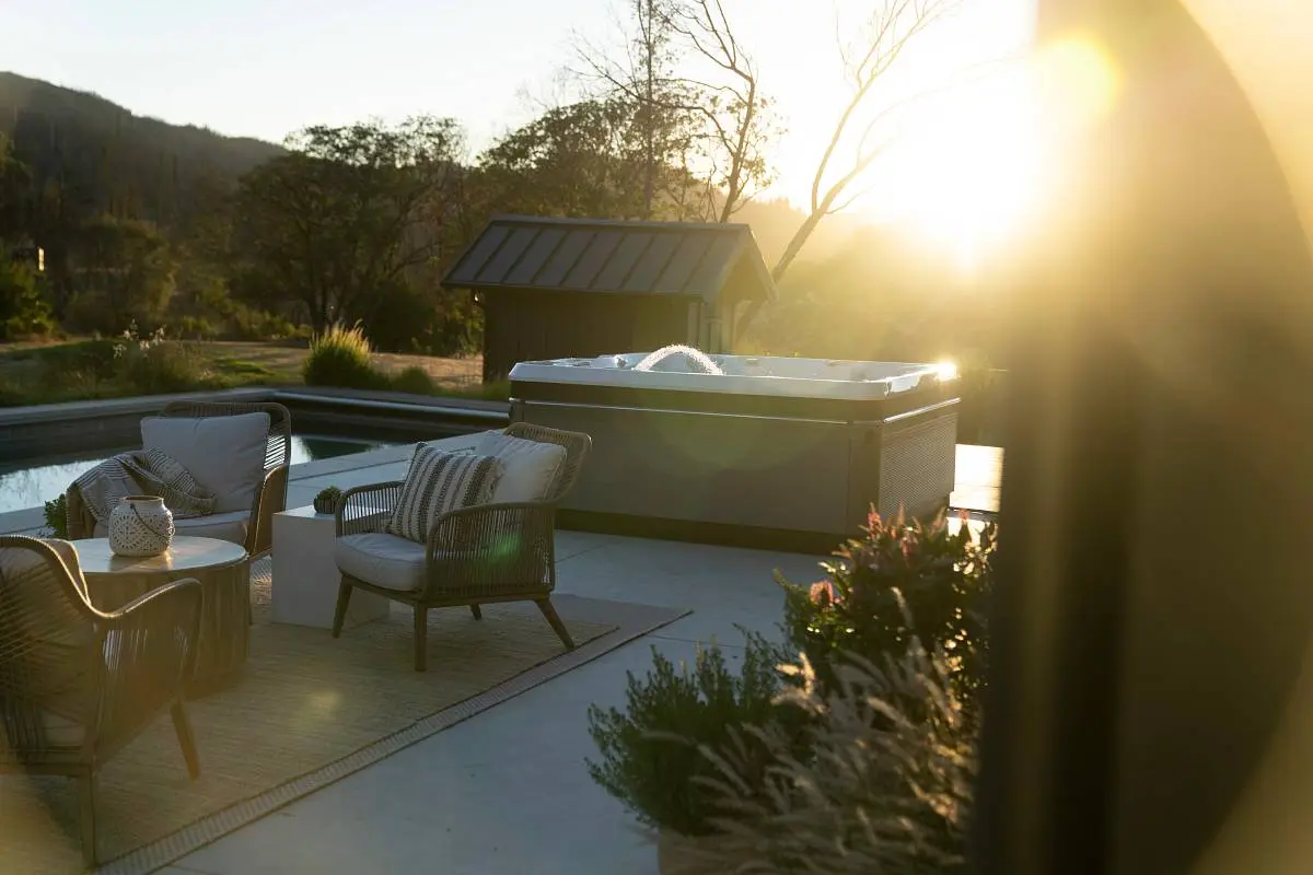 Family enjoying a Caldera hot tub