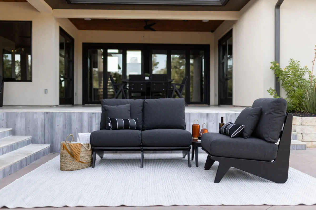 Berlin Gardens patio collection in Sunbrella fabric